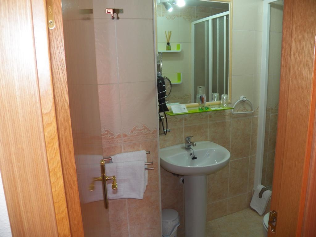 Pension El Otero Guadalajara Extérieur photo