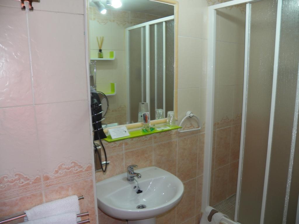 Pension El Otero Guadalajara Chambre photo