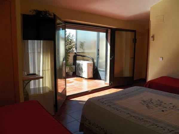 Pension El Otero Guadalajara Extérieur photo